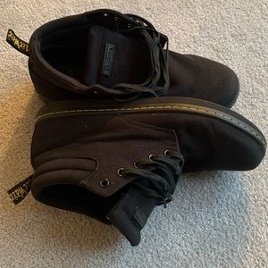 Mens dr. Martens maleke boot. Size 10